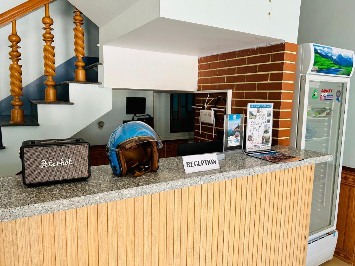 Majestic Hostel - Tour & Motorbike Rental Ha Giang Dış mekan fotoğraf